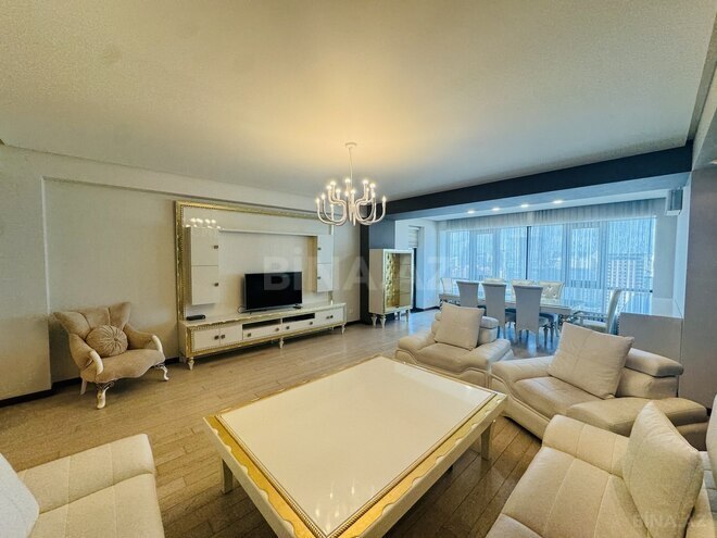 İcarəyə verilir 3 otaqlı yeni tikili 300 m², Şah İsmayıl Xətai m., photo 3 from 32