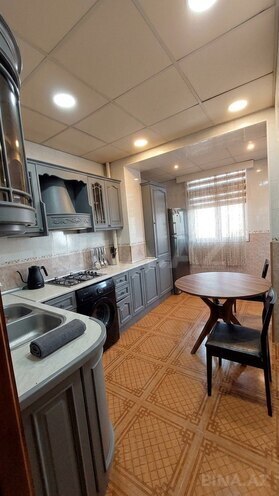 Сдаётся 3-комн. вторичка 100 м², м. Гянджлик, photo 1 from 9