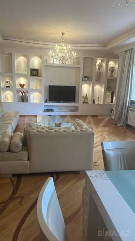 Сдаётся 4-комн. новостройка 196 м², м. Элмляр Академиясы, photo 3 from 22