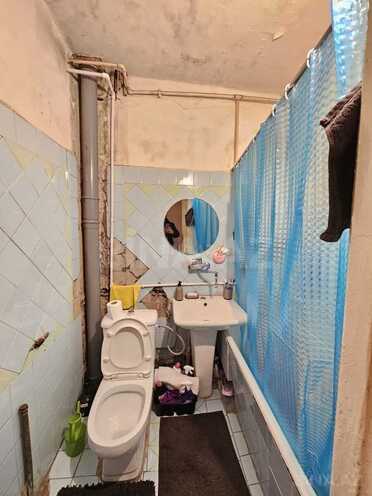 Satılır 2 otaqlı köhnə tikili 55 m², 8 Noyabr m., photo 9 from 18