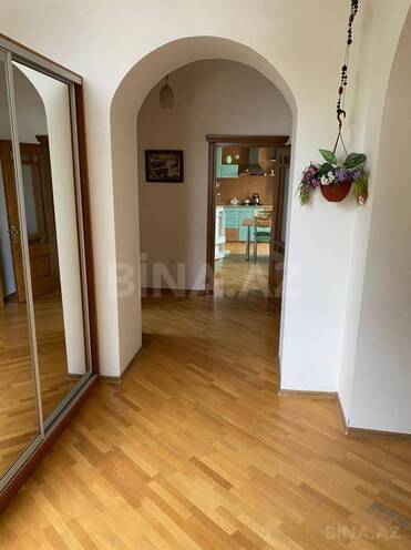 Сдается 4-комн. вторичка 120 м², м. Ичеришехер, photo 12 from 17