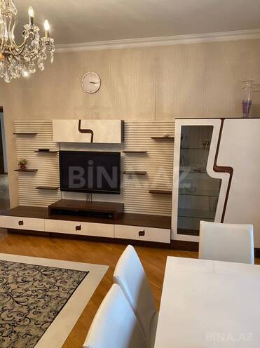 Сдается 4-комн. вторичка 120 м², м. Ичеришехер, photo 3 from 17