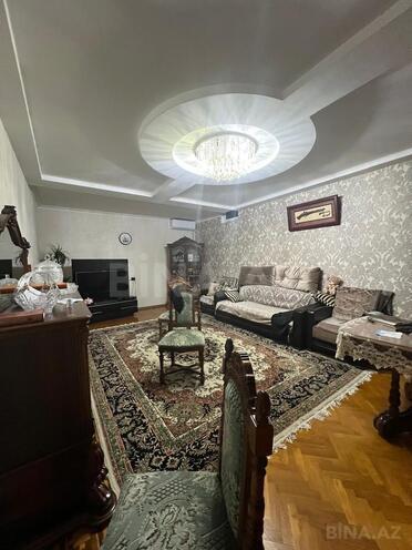 Продается 7-комн. дом/дача 220 м², м. Насими, photo 1 from 17