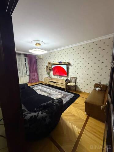 Продаётся 3-комн. вторичка 75 м², м. Халглар Достлугу, photo 1 from 12