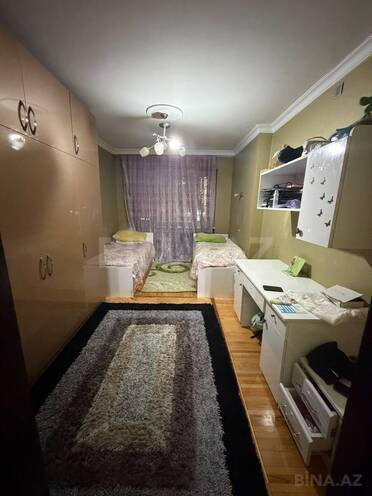 Продаётся 3-комн. вторичка 75 м², м. Халглар Достлугу, photo 6 from 12