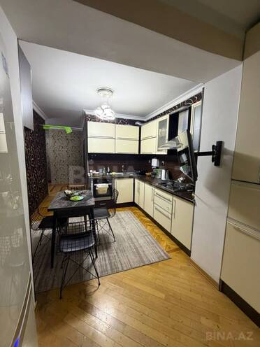 Продаётся 3-комн. вторичка 75 м², м. Халглар Достлугу, photo 9 from 12