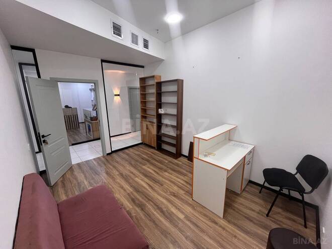 Сдается 1-комн. офис 17 м², м. Сахил, photo 1 from 21