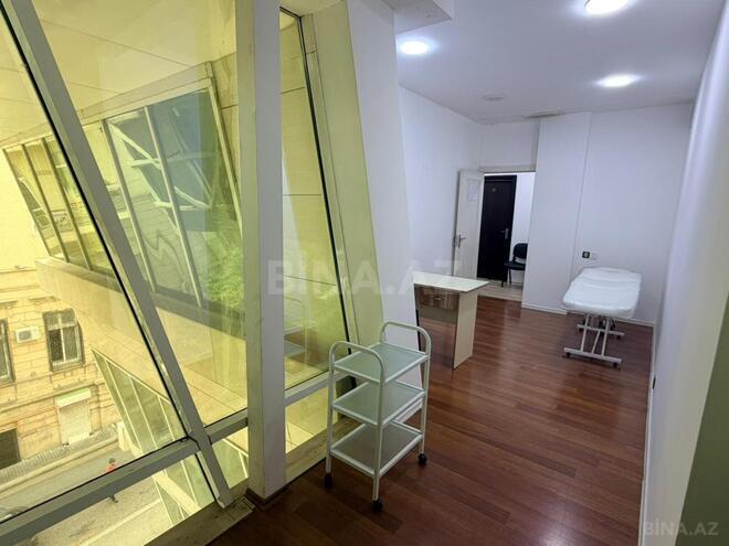 Сдаётся 1-комн. офис 20 м², м. Сахил, photo 4 from 6
