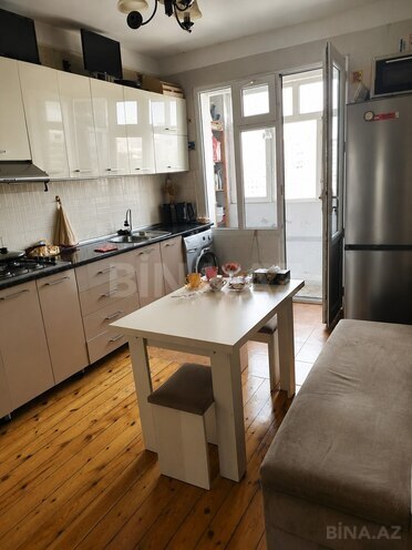 Satılır 2 otaqlı köhnə tikili 70 m², Xətai r., photo 3 from 8