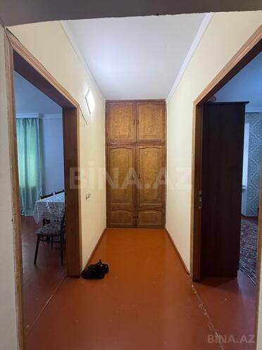 Продается 2-комн. вторичка 65 м², м. Ази Асланов, photo 4 from 10