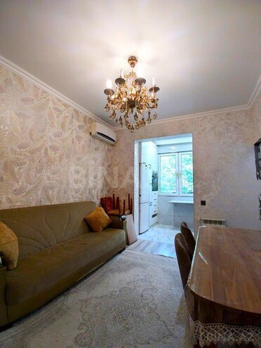 Продаётся 3-комн. вторичка 57 м², м. 20 января, photo 4 from 26