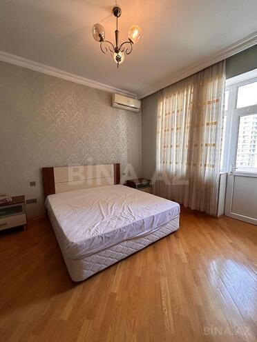 Сдается 3-комн. новостройка 82 м², м. Элмляр Академиясы, photo 11 from 18