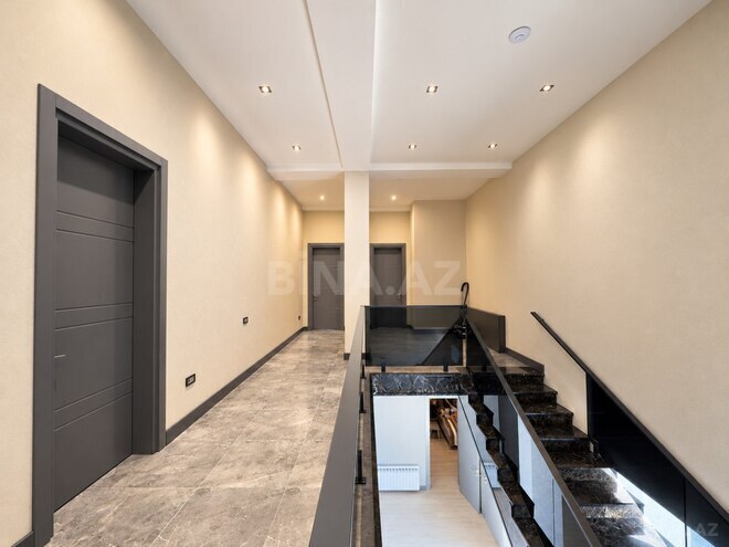 Satılır 7 otaqlı həyət evi/bağ evi 600 m², Şüvəlan q., photo 31 from 32