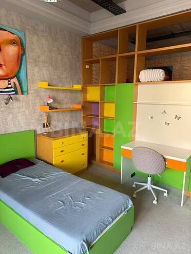Сдается 4-комн. новостройка 195 м², Насиминский  р., photo 12 from 23