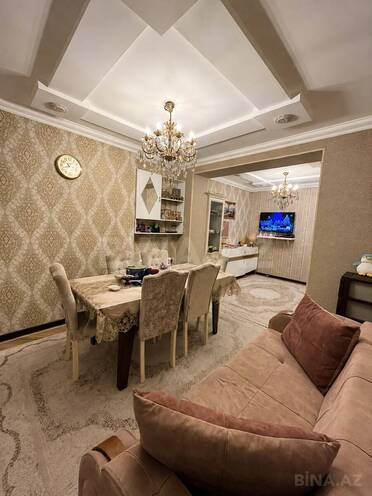 Продается 3-комн. вторичка 35 м², м. Иншаатчылар, photo 1 from 16