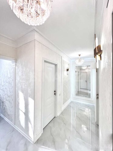 Satılır 2 otaqlı köhnə tikili 60 m², Elmlər Akademiyası m., photo 1 from 9