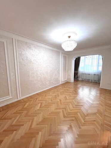 Satılır 2 otaqlı köhnə tikili 60 m², Elmlər Akademiyası m., photo 3 from 9