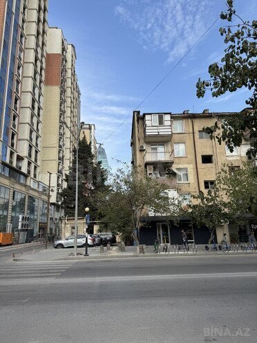 Продаётся 1-комн. вторичка 32 м², м. Нариман Нариманов, photo 1 from 17