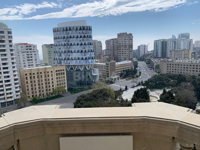 Продаётся 3-комн. новостройка 105 м², м. Элмляр Академиясы, photo 23 from 31