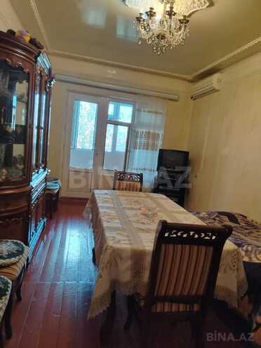 Продаётся 3-комн. вторичка 87 м², Абшеронcкий  р., photo 1 from 12
