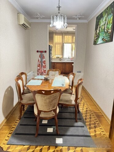 Satılır 4 otaqlı köhnə tikili 134 m², Sahil m., photo 13 from 21