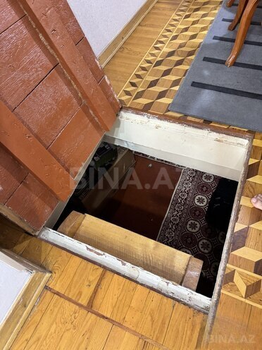 Satılır 4 otaqlı köhnə tikili 134 m², Sahil m., photo 17 from 21