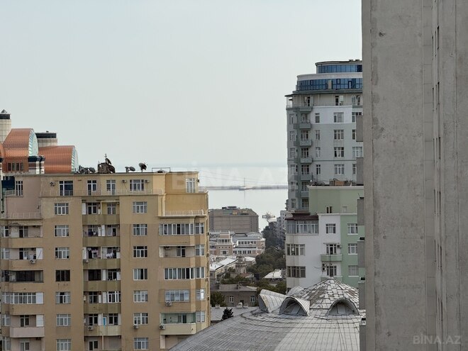 Продаётся 2-комн. новостройка 108 м², м. Низами, photo 10 from 16