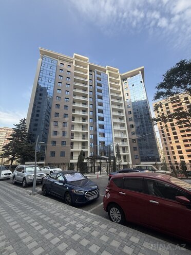 Продаётся 2-комн. новостройка 108 м², м. Низами, photo 1 from 16