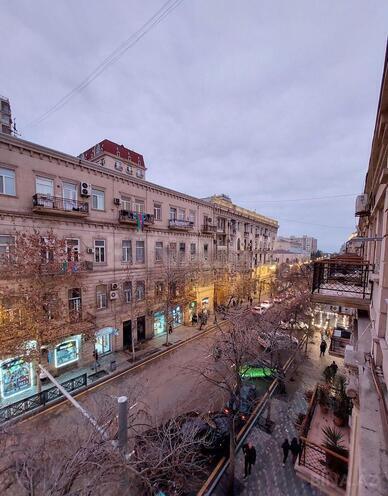 Продается 3-комн. вторичка 67 м², м. 28 мая, photo 1 from 21