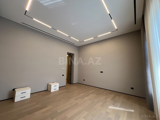 Satılır 3 otaqlı köhnə tikili 110 m², Sahil m., photo 16 from 22
