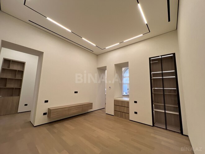 Satılır 3 otaqlı köhnə tikili 110 m², Sahil m., photo 19 from 22