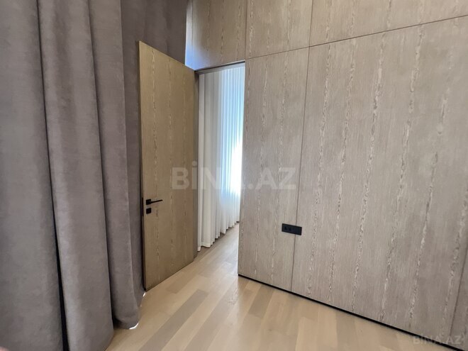 Satılır 3 otaqlı köhnə tikili 110 m², Sahil m., photo 12 from 22