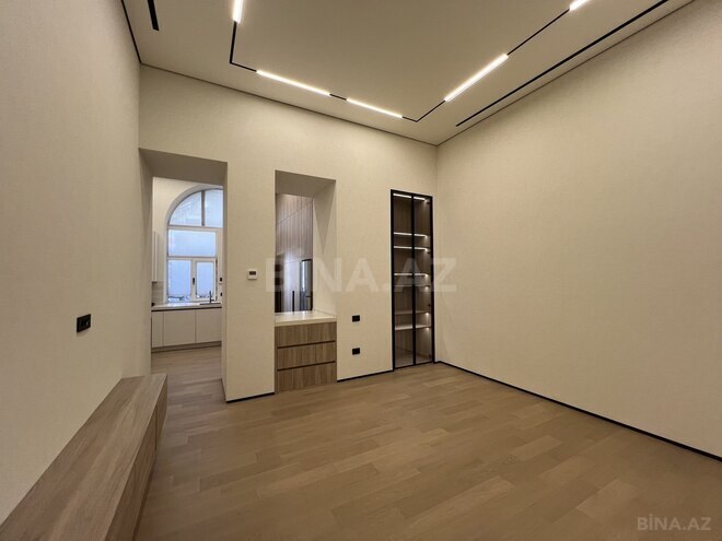 Satılır 3 otaqlı köhnə tikili 110 m², Sahil m., photo 10 from 22