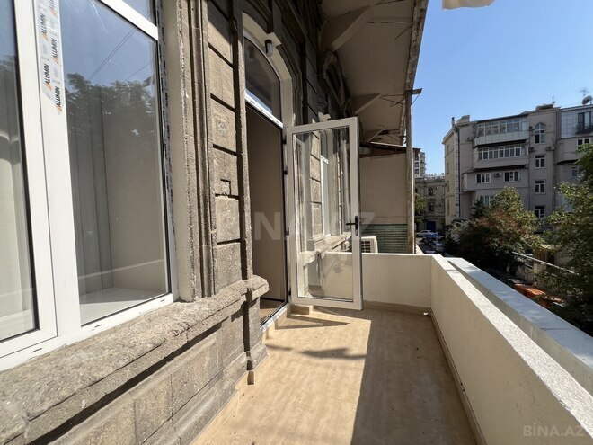 Satılır 3 otaqlı köhnə tikili 110 m², Sahil m., photo 7 from 22