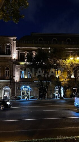 Продается 4-комн. вторичка 140 м², м. Ичеришехер, photo 3 from 28