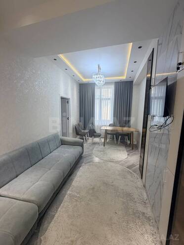Сдаётся 2-комн. новостройка 70 м², м. 20 января, photo 1 from 9