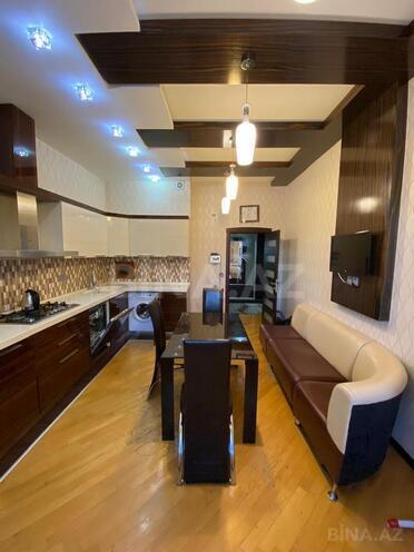 İcarəyə verilir 3 otaqlı yeni tikili 140 m², İnşaatçılar m., photo 11 from 32