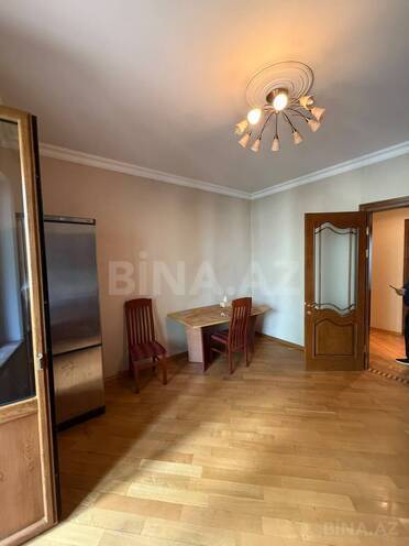 İcarəyə verilir 4 otaqlı köhnə tikili 120 m², Nizami m., photo 12 from 18