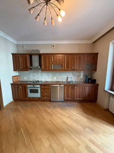 İcarəyə verilir 4 otaqlı köhnə tikili 120 m², Nizami m., photo 5 from 18