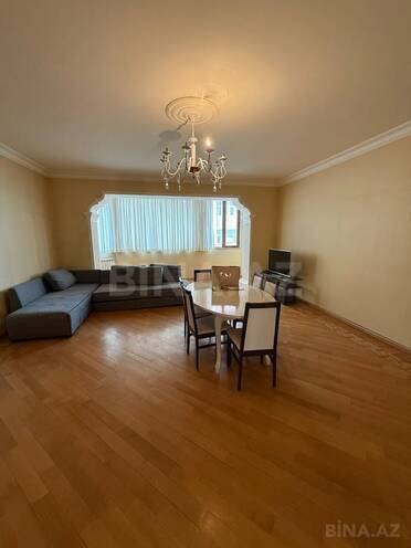 İcarəyə verilir 4 otaqlı köhnə tikili 120 m², Nizami m., photo 1 from 18