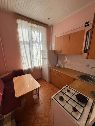 Satılır 2 otaqlı köhnə tikili 60 m², Bakıxanov q., photo 10 from 14