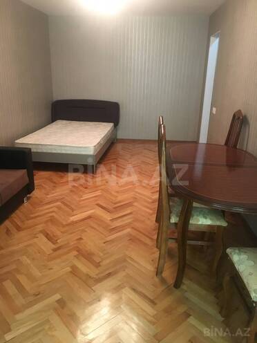 Продаётся 1-комн. вторичка 35 м², Ясамальский р., photo 8 from 17