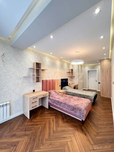 Продаётся 3-комн. новостройка 110 м², Хатаинский р., photo 20 from 30