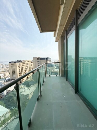 Сдаётся 4-комн. новостройка 220 м², м. Ичеришехер, photo 18 from 32