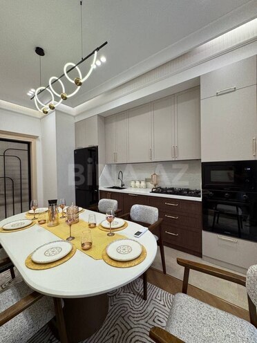 İcarəyə verilir 4 otaqlı yeni tikili 135 m², 8 Noyabr m., photo 6 from 10
