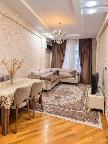 Продаётся 3-комн. новостройка 104 м², м. Нефтчиляр, photo 1 from 11