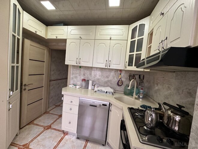 Продаётся 4-комн. вторичка 110 м², м. Иншаатчылар, photo 14 from 26
