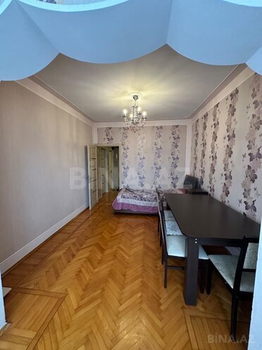 Продаётся 4-комн. вторичка 110 м², м. Иншаатчылар, photo 23 from 26