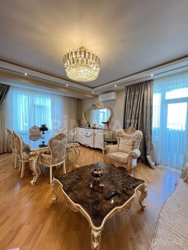 Satılır 5 otaqlı yeni tikili 225 m², Səbail r., photo 1 from 32