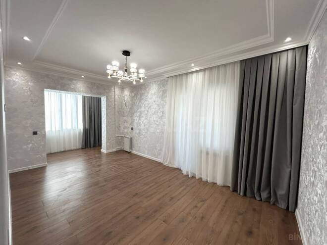 Satılır 2 otaqlı köhnə tikili 65 m², Xalqlar Dostluğu m., photo 1 from 16